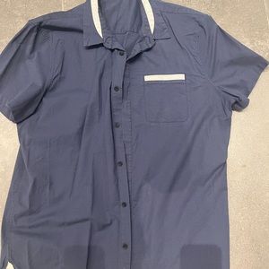 Lululemon Short Sleeve Blue Button Up - XL